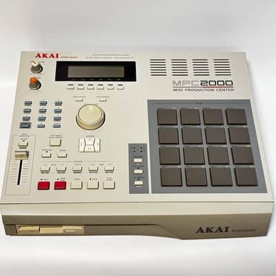 Akai MPC2000 MIDI Production Center 1997 - 2001 - Grey image 2