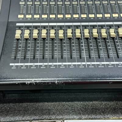 YAMAHA LS9-32 32-Channel Digital Mixing Console Live Sound Mixer (ONE) THS image 10