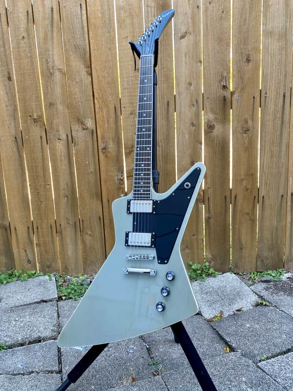 Epiphone Explorer Pro TV Silver - Limited Edition | Reverb