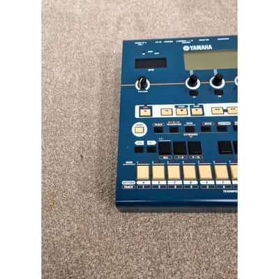 Yamaha RM1X - Good w/ Power Supply image 4