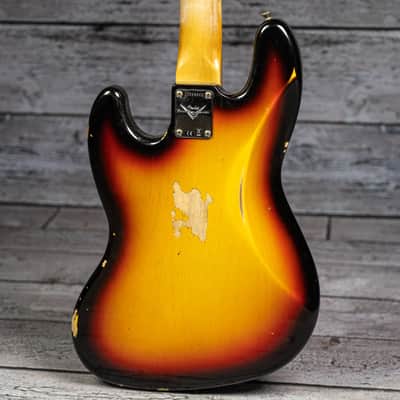 Fender '62 J Bass Relic - 3-Color Sunburst image 6
