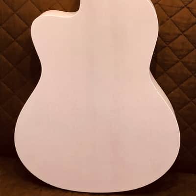 Cort JADECLASSICPPOP Jade Classic Series Venetian Cutaway Mahogany 6-String Acoustic-Electric Guitar image 4