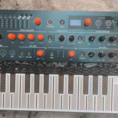 Arturia MicroFreak 25-Key Algorithmic Synthesizer | Reverb