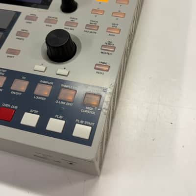Akai MPC One Standalone MIDI Sequencer Retro Edition 2021 - Present - Grey image 3