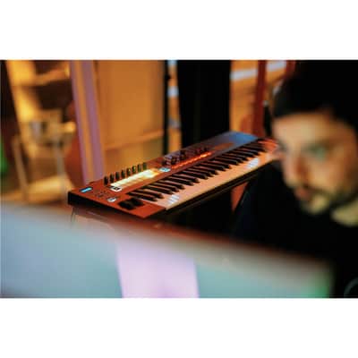 Novation Launchkey 49 Mk3 image 6