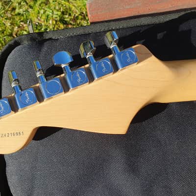 Fender Highway One Stratocaster with Rosewood Fretboard 2002 - 2005 - Natural image 4