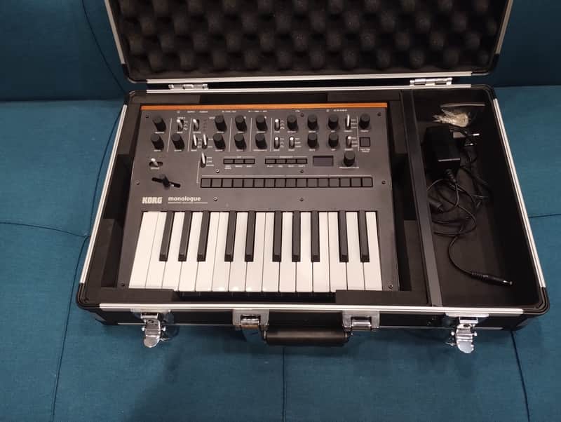 Korg Monologue Black w/Hardcase image 1
