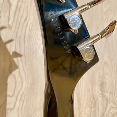 Gibson Explorer Bass 2011 - Silverburst nitro image 5