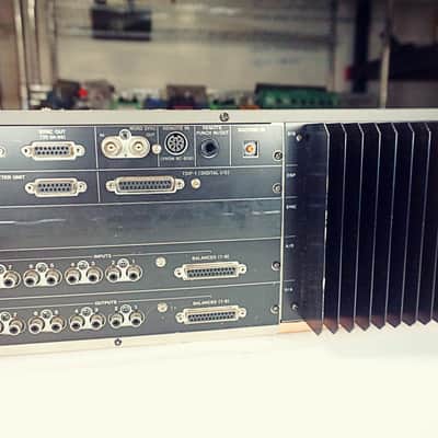 Tascam DA-88 8-Track Modular Digital Multritrack Recorder image 2