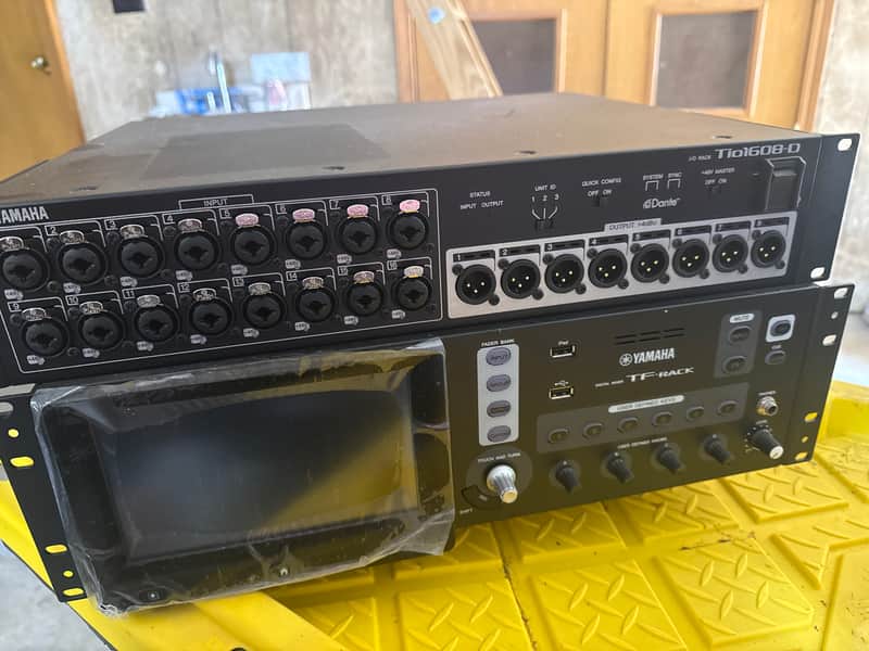Yamaha TF-RACK 16-Channel Digital Rackmount Mixer with Touchscreen