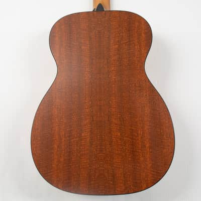 Martin 00-X2E Acoustic-electric Guitar - Natural image 9