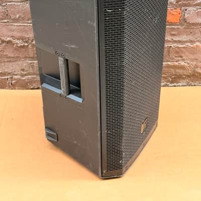 ZLX-12P Single 12" Two-Way Powered Loudspeaker 90 x 60 Degree Coverage Pattern image 7