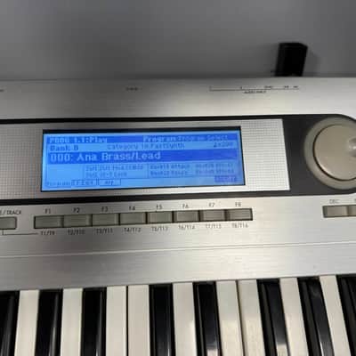 KORG TRITON LE - Synthé 61 touches image 2