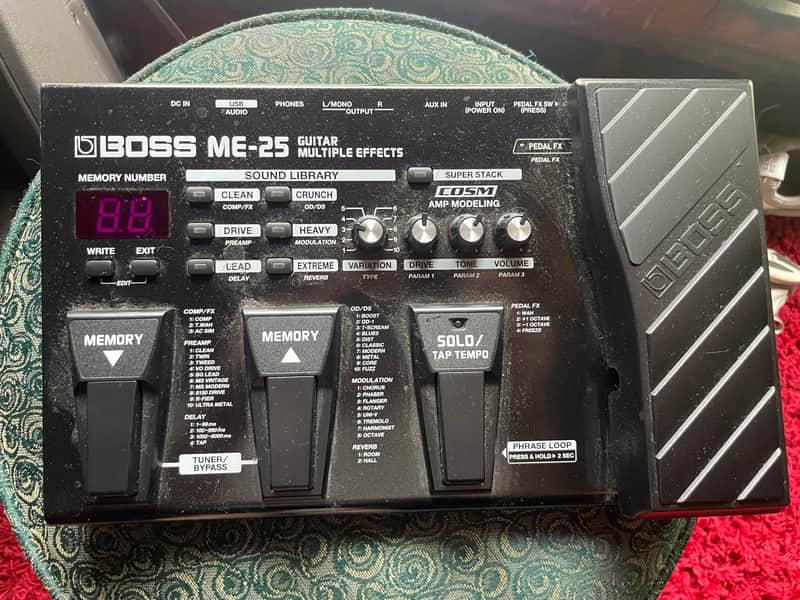 Boss ME-25 Multi Effects | Reverb