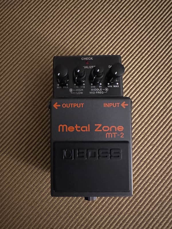 Boss MT-2 Metal Zone (Silver Label) 1991 - Present - Black image 1