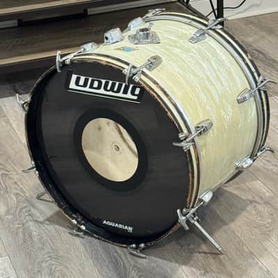 Ludwig 20 inch bass drum 3 ply 70s  - White marine pearl image 2