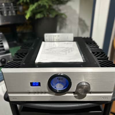 Pass Labs INT-60 Integrated Amplifier - NEW image 8