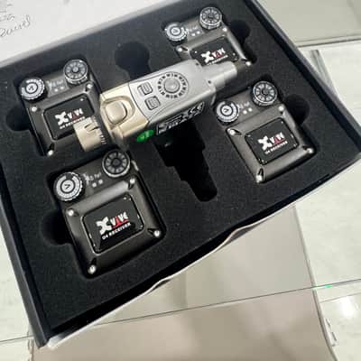 Xvive U4R4 Wireless In-Ear Monitoring System 2010s - Black image 4