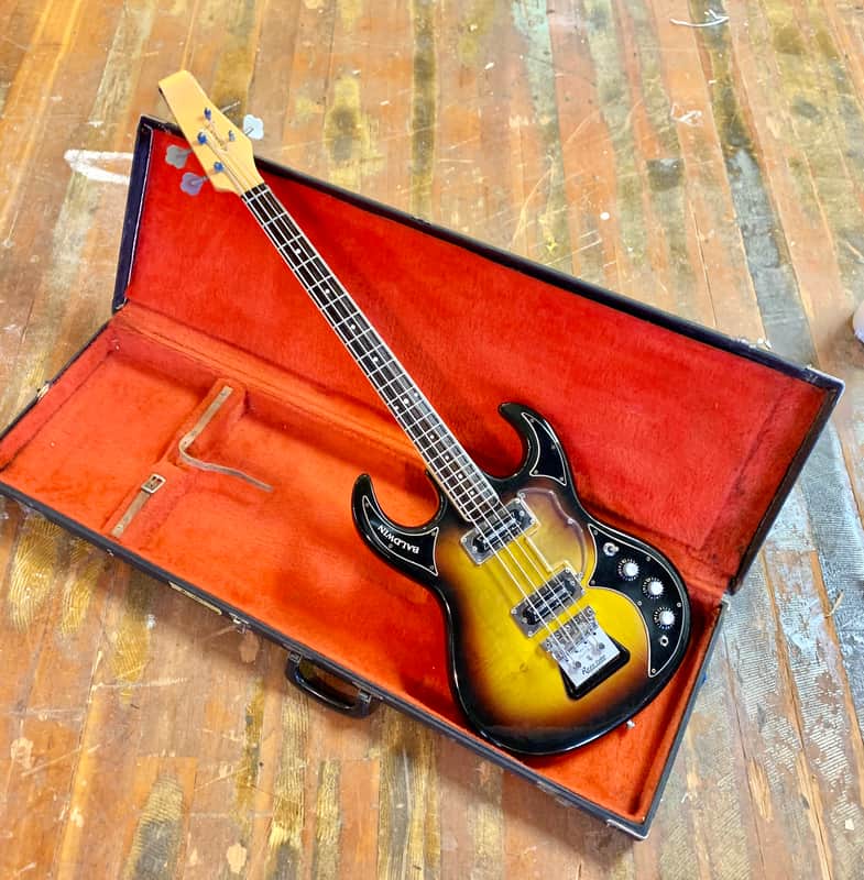 Burns Baldwin Baby Bison Bass guitar c 1965 Sunburst original