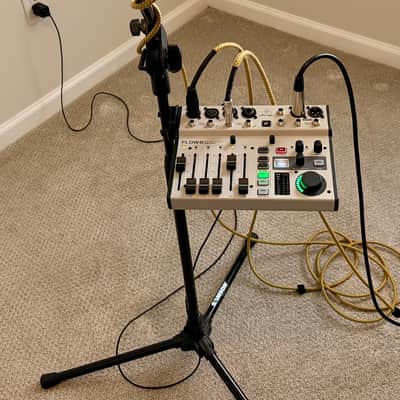 Behringer FLOW 8 Bluetooth Controlled 8-Input Digital Mixer 2020 - Present - Grey image 7