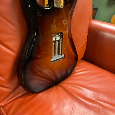 2015 Fender Stevie Ray Vaughan Stratocaster 3-Color Sunburst imagen 12