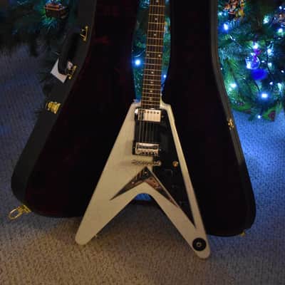 Gibson '58 Flying V 2021 Cookies and Cream 1 of 1 image 6