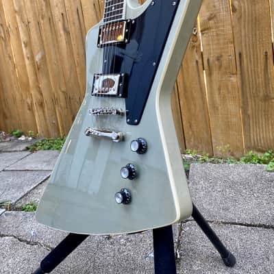 Epiphone Explorer Pro TV Silver - Limited Edition image 5