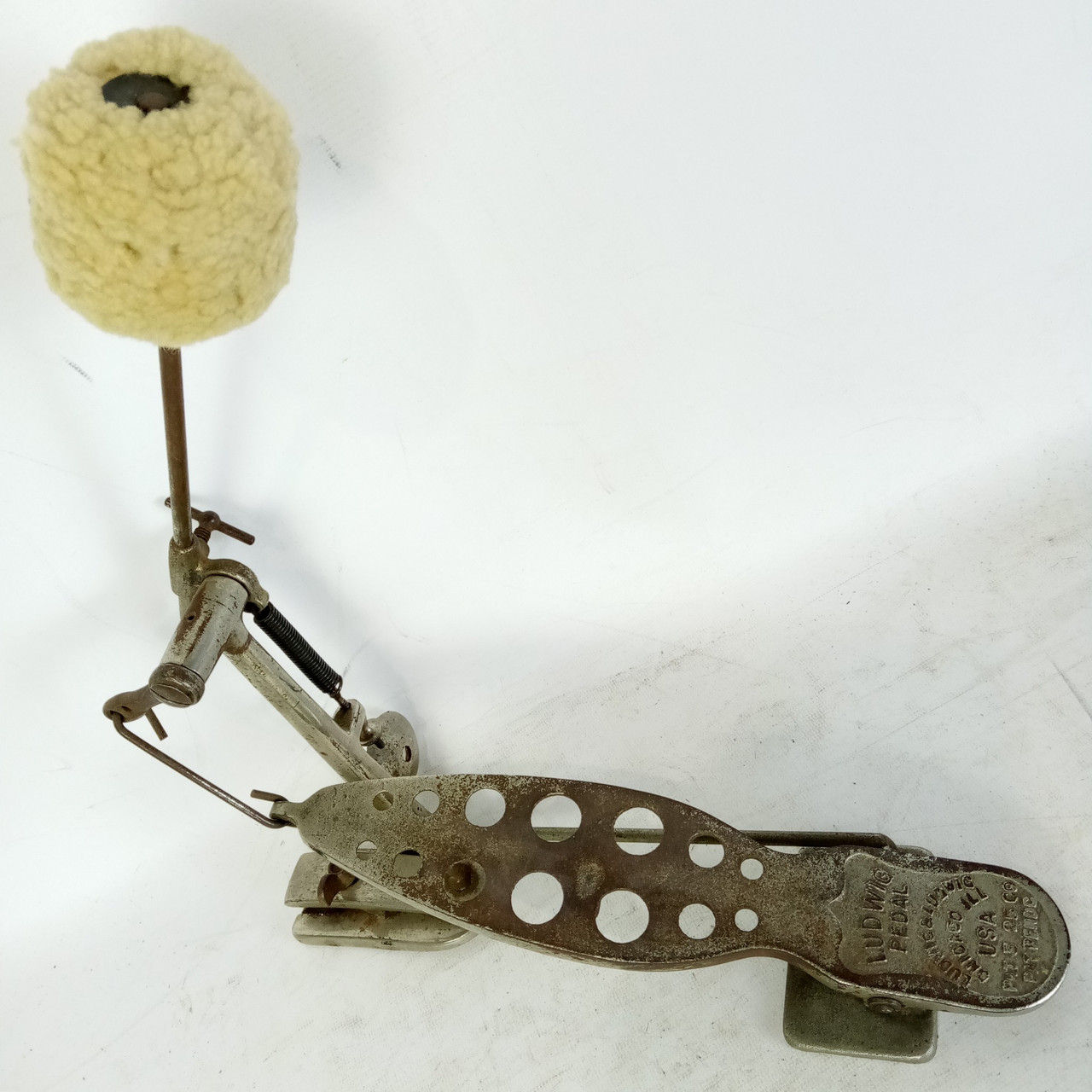 Ludwig&Ludwig "The Original Pedal" Bass Drum Vintage 20s Chicago,IL+Wool Beater — main photograph