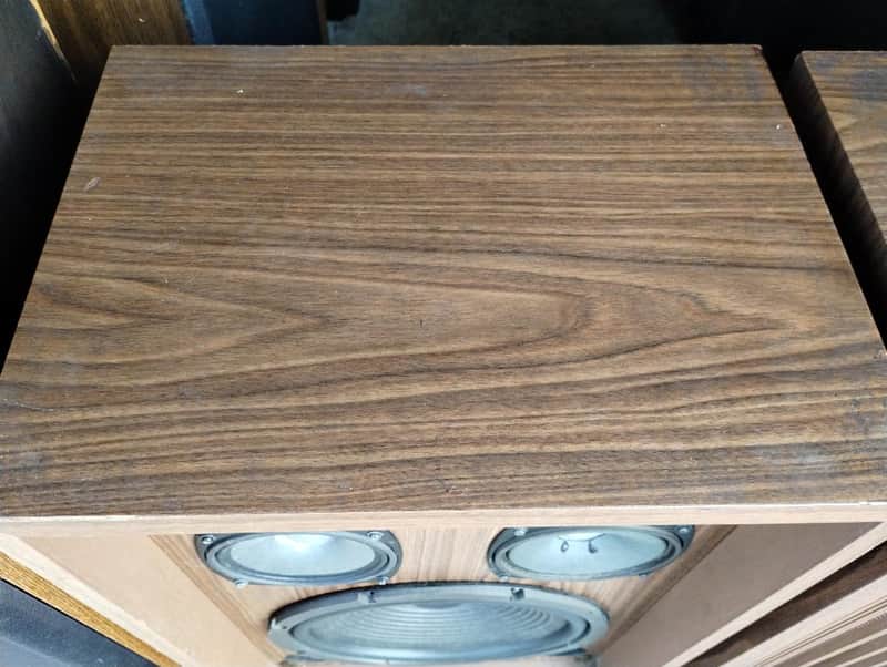 Kenwood KL555D speakers in excellent condition - 1970's | Reverb