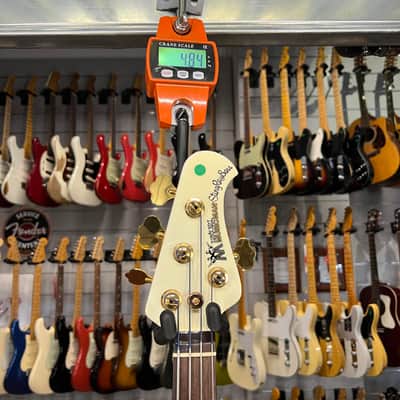Music Man Stingray Gilded White Classic Collection Limited Edition image 3