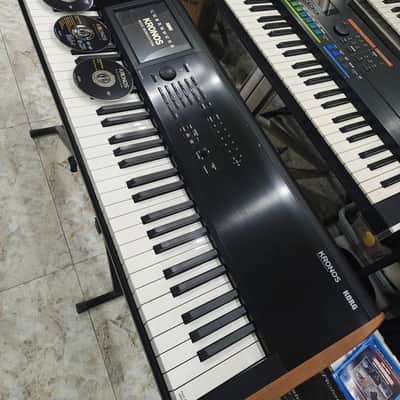 Korg KRONOS 2 88-Key Digital Synthesizer Workstation Used