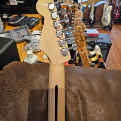 Stratocaster image 5