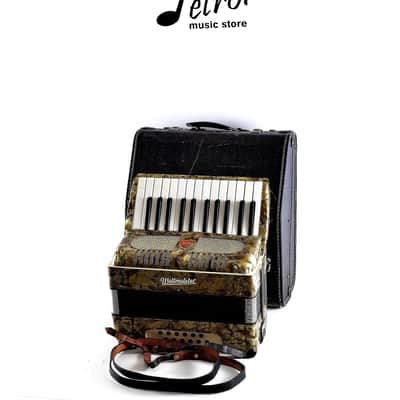 Immagine Vintage, Rare, German Made, Top Quality Accordion Weltmeister - 12 bass + Original Hard Case & Straps - from the Golden Era - 2