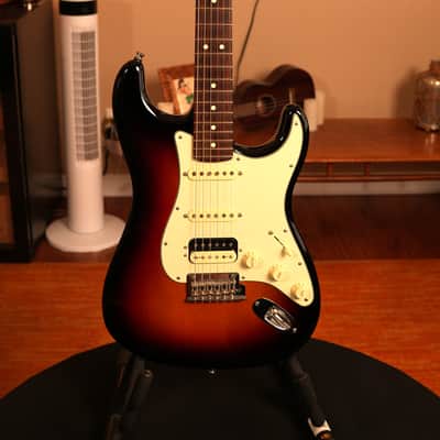 2018 Fender American Professional Stratocaster HSS Shawbucker – 3-Tone Sunburst w/ Hardshell Case image 1