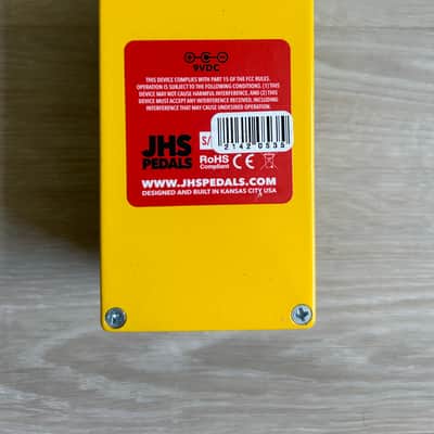 JHS Charlie Brown V4 2016 - Present - Yellow image 2