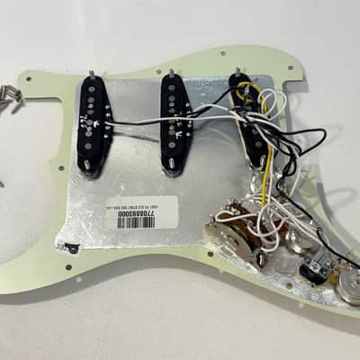 LOADED Fender Deluxe Vintage Noiseless Stratocaster Pickups 7 Way Superswitch image 5