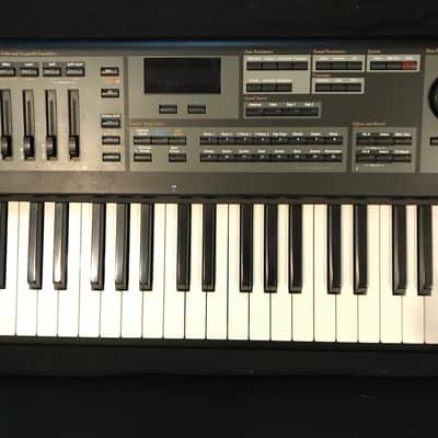 Kurzweil PC2X Keyboard with Soft Case image 3