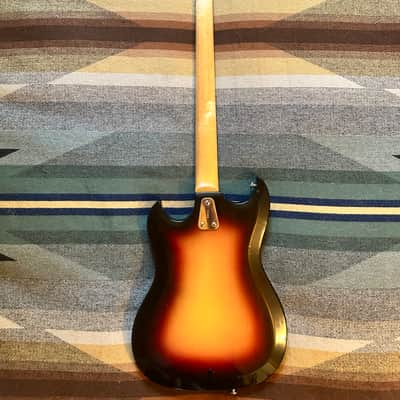 1965 Hagstrom II B Bass Guitar w/ Hardshell Case – Vintage Swedish Short Scale – Sunburst image 5