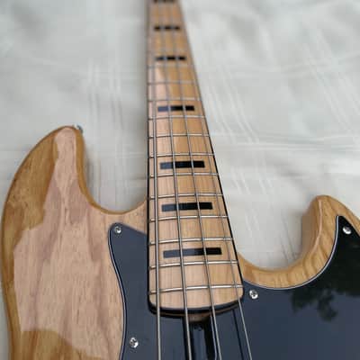 Sire V7 Vintage with Fender Custom Shop Custom 60s Pickups Swamp Ash Natural image 3