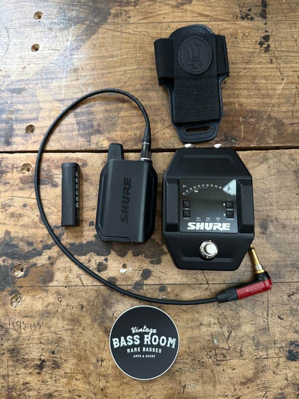 Shure GLXD16+ Guitar Wireless System image 1