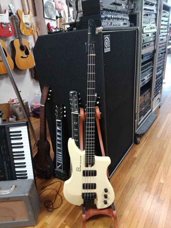 Bass Collection (Kubicki X-Factor 1990 copy) - White