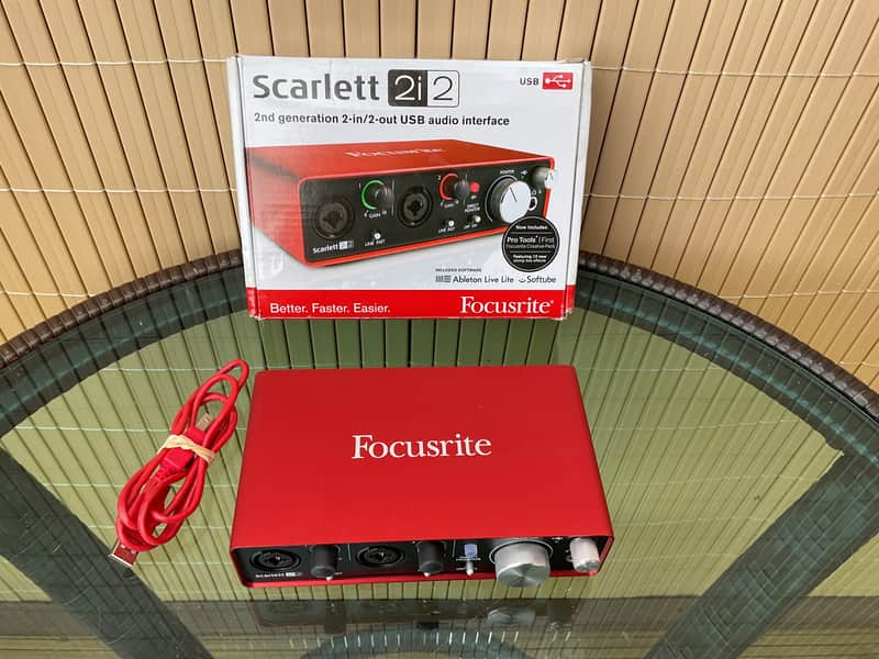 Focusrite Scarlett 2i2 3rd Gen USB Audio Interface | Reverb UK