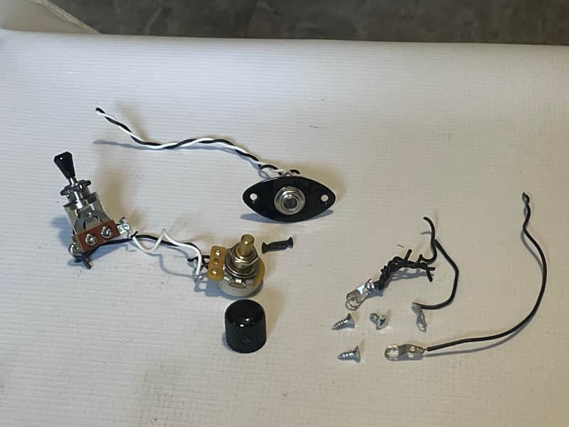 2008-09 Charvel USA San Dimas 2H Factory Wiring Harness Electronics CTS Volume Pot, Switch, Knob image 1
