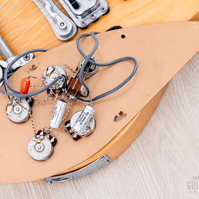 1992 Rickenbacker 325V59 Capri Mapleglo Vintage Reissue John Lennon, Near-Mint w/ Case image 16