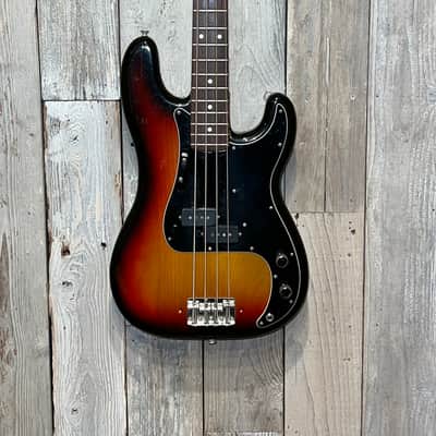 Stellar 1976 Fender Precision Bass with Rosewood Fretboard Sunburst, OHSC Amazing Vintage Bass ! image 2
