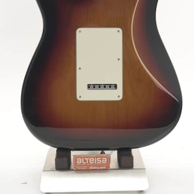 Fender American Performer Stratocaster HSS with Rosewood Fretboard 2024 3-Tone Sunburst image 11