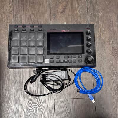 Akai MPC Live Standalone Sampler / Sequencer | Reverb