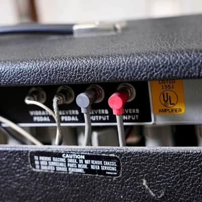 Fender Deluxe Reverb 22W Tube Guitar Combo Amp image 7