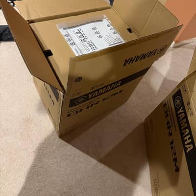 Yamaha DHR12M 1000W 12-inch Powered Floor Monitor image 6