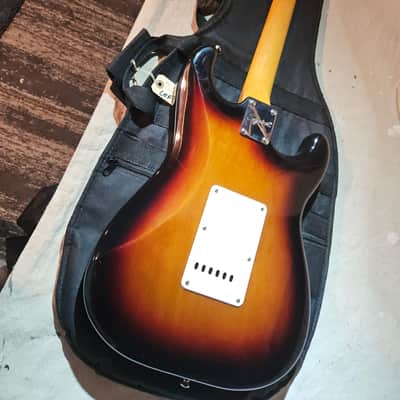 Squire strat classic vibe, LEFT HANDED Great sounding guitar image 6